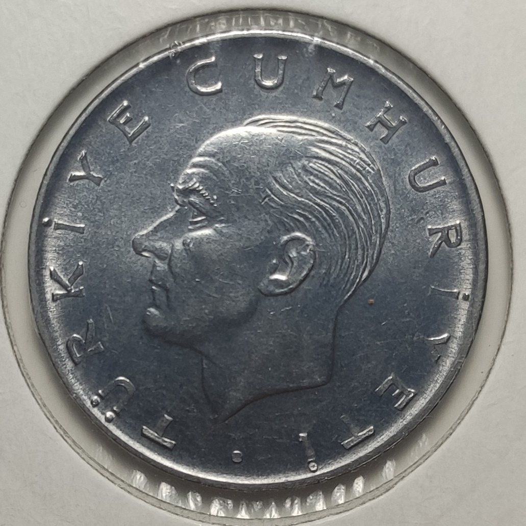 1 Lira 1978 Obverse
