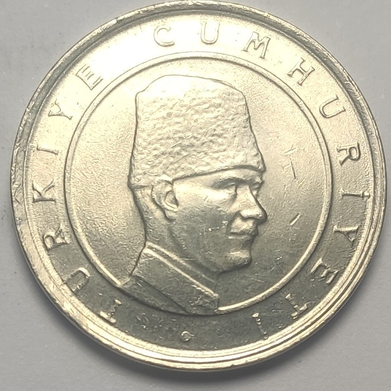 100.000 Lira 2002 Obverse