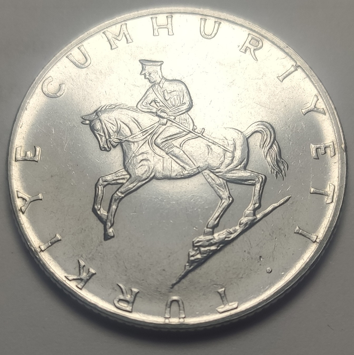 5 Lira 1974 Obverse